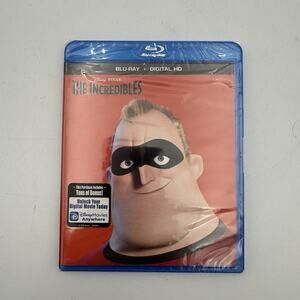 Disney Pixar The Incredibles Blu-ray + Digital HD Sealed Family Movie